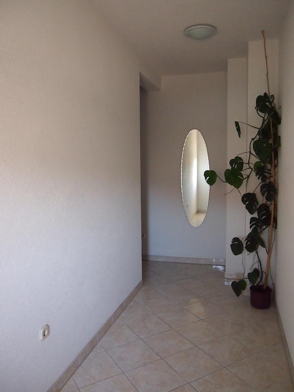 House Marta Lägenhet Baška Voda Exteriör bild